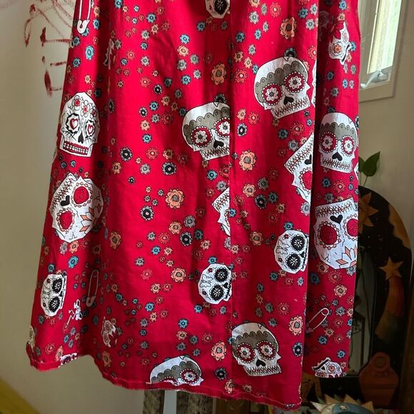 Vibrant Red Skull Pattern Mini Dress L - Picture 16 of 16